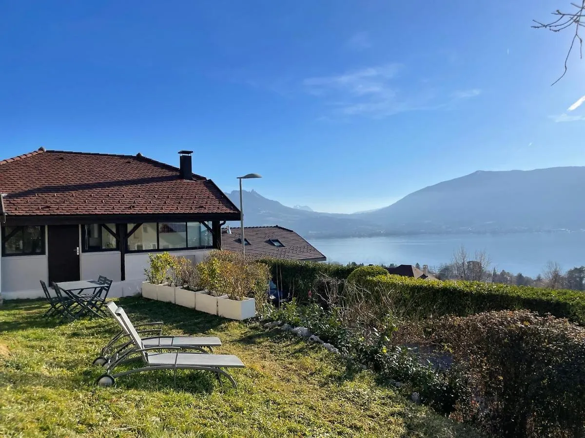 Maisonnette vue panoramique lac d'Annecy Veyrier-du-Lac 0*,  France
